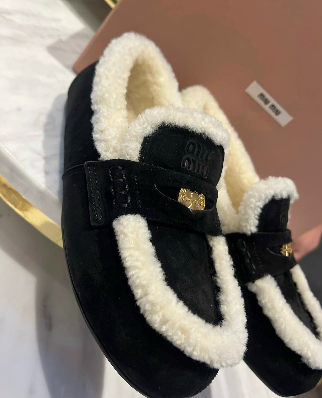 ,макасины miu miu зимние на меху,женские угги,тапки угги,угги короткие