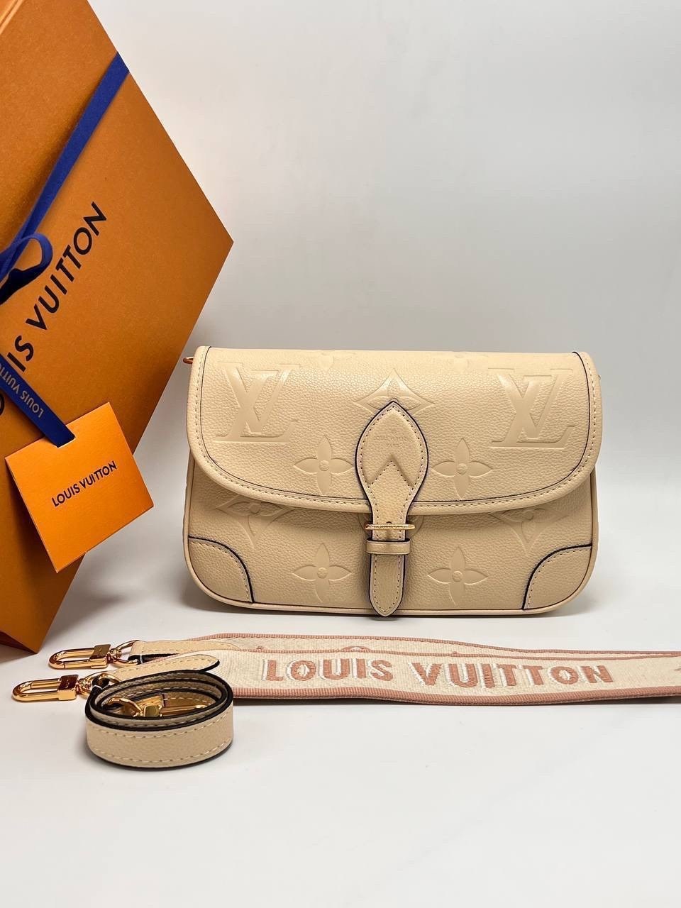 louis vuitton сумка женская,cумка louis vuitton,сумка женская через плечо louis vuitton,сумка луи виттон,сумка багет луи виттон