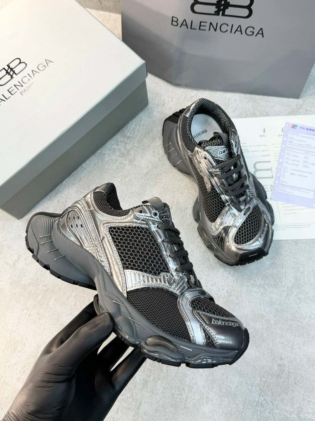 кроссовки женские balenciaga,кроссовки balenciaga на шнуровке,кроссовки легкие универсальные balenciaga,кроссовки баленсиага женские,кроссовки balenciaga