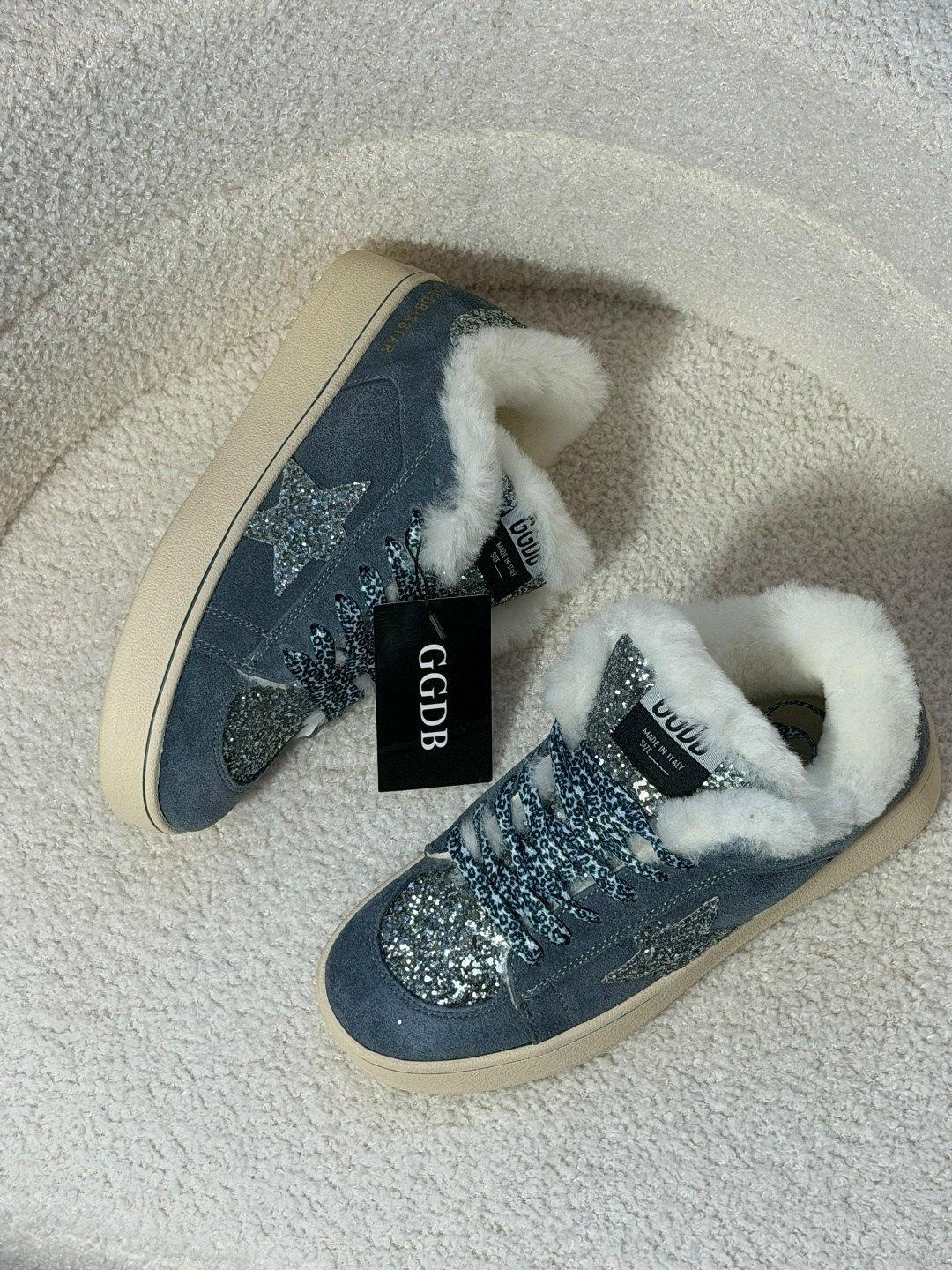 кеды зимние с натуральным мехом golden goose premium shoes,,кеды женские golden goose a116527 зимние с мехом серебристые,кеды с мехом,кроссовки golden goose