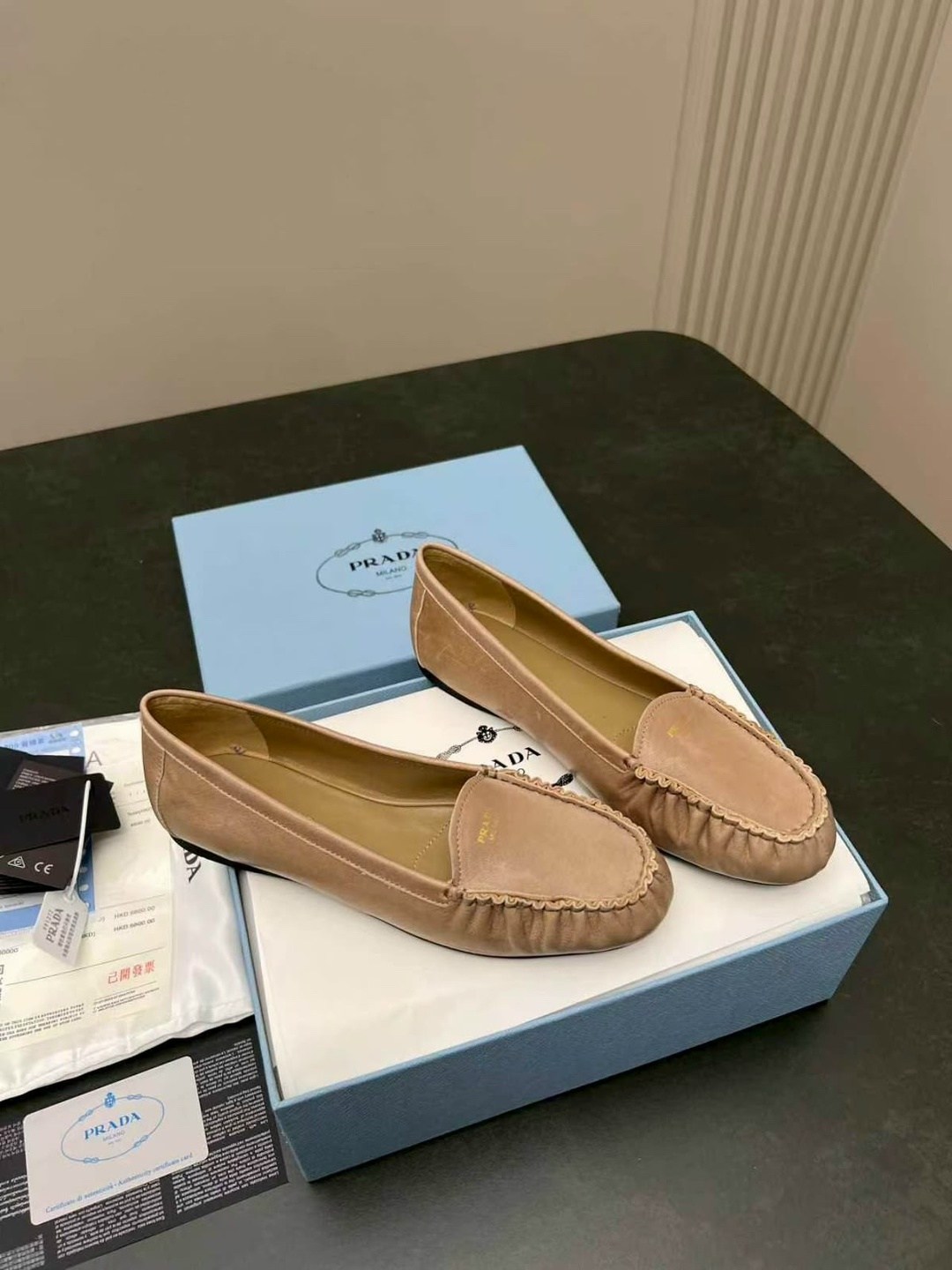 ,женские лоферы,прада лоферы,женская ,лоферы prada