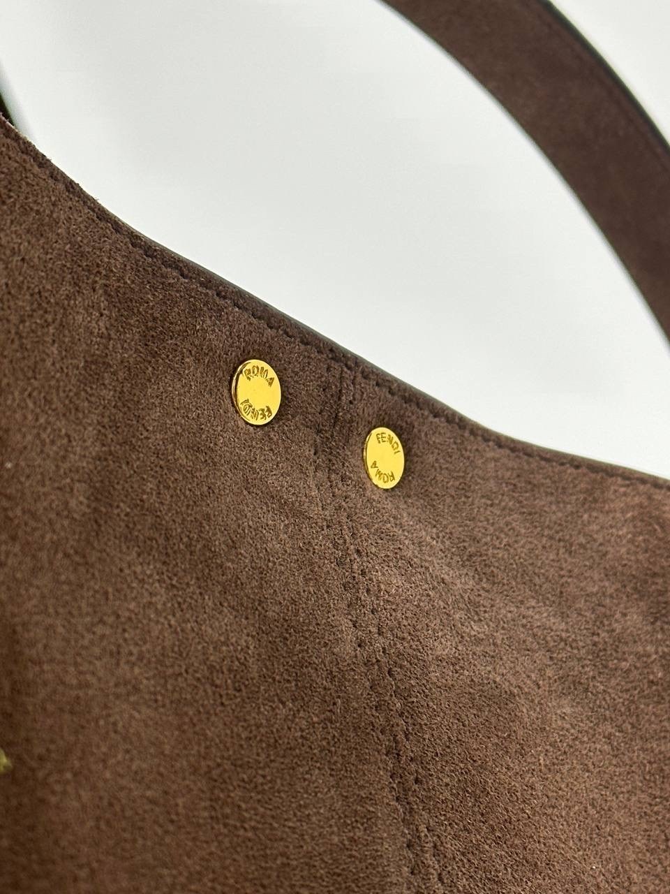 fendi сумка,сумка фенди,сумка женская fendi,сумка fendi peekaboo замшевая,замшевая сумка