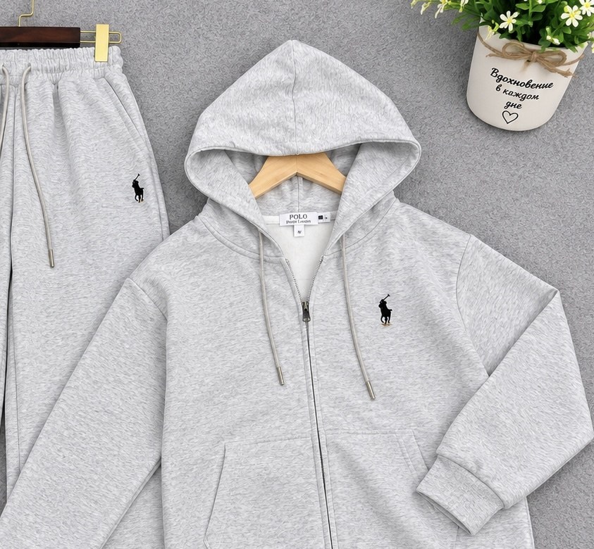 спортивный костюм brunello cucinelli,повседневный спортивный костюм,спортивные костюмы женские,костюм спортивный,спортивный костюм для женщин