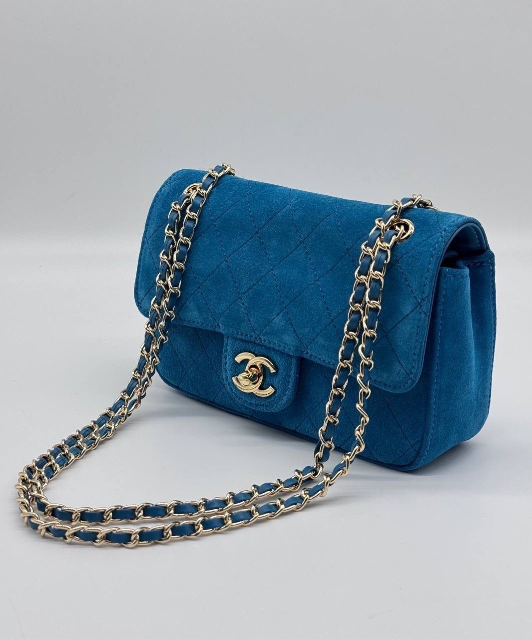 chanel brown suede mini classic flap,сумки шанель,chanel classic flap bag,бархатная сумка chanel,сумка chanel