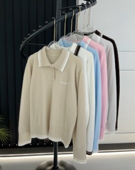 Свитер