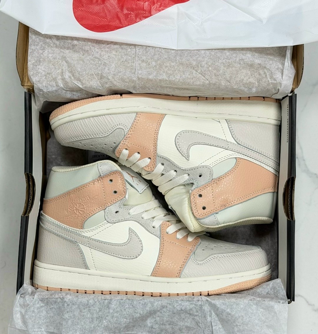 nike air jordan 1 mid,женские кроссовки nike air jordan 1 mid,кроссовки nike air jordan 1 mid milan,nike air jordan 1,air jordan 1 mid