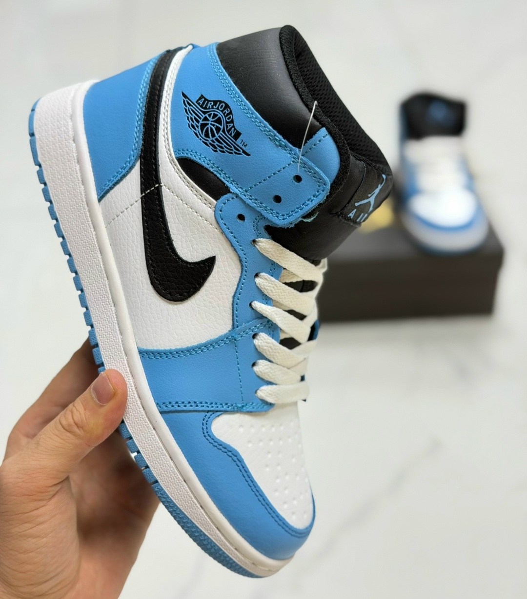 nike air jordan 1 retro high,женские кроссовки nike air jordan 1 mid,кроссовки nike air jordan 1 retro high,nike air jordan 1 retro high og,кроссовки nike air jordan 1
