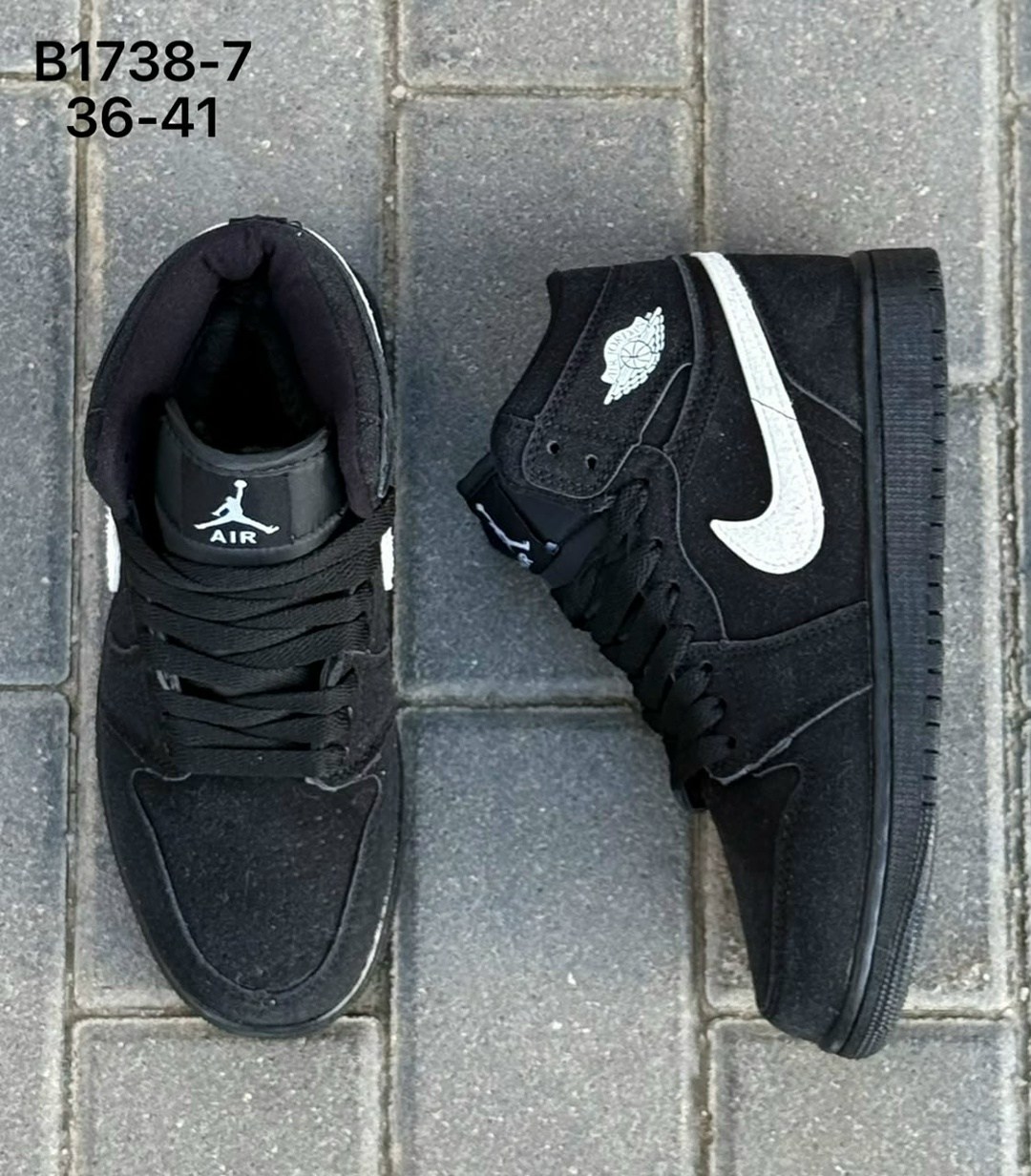 кроссовки nike air jordan 1 retro high og зимние,кроссовки джорданы air jordan высокие демисезонные nike,кроссовки,nike air jordan 1 mid,мужской кроссовки