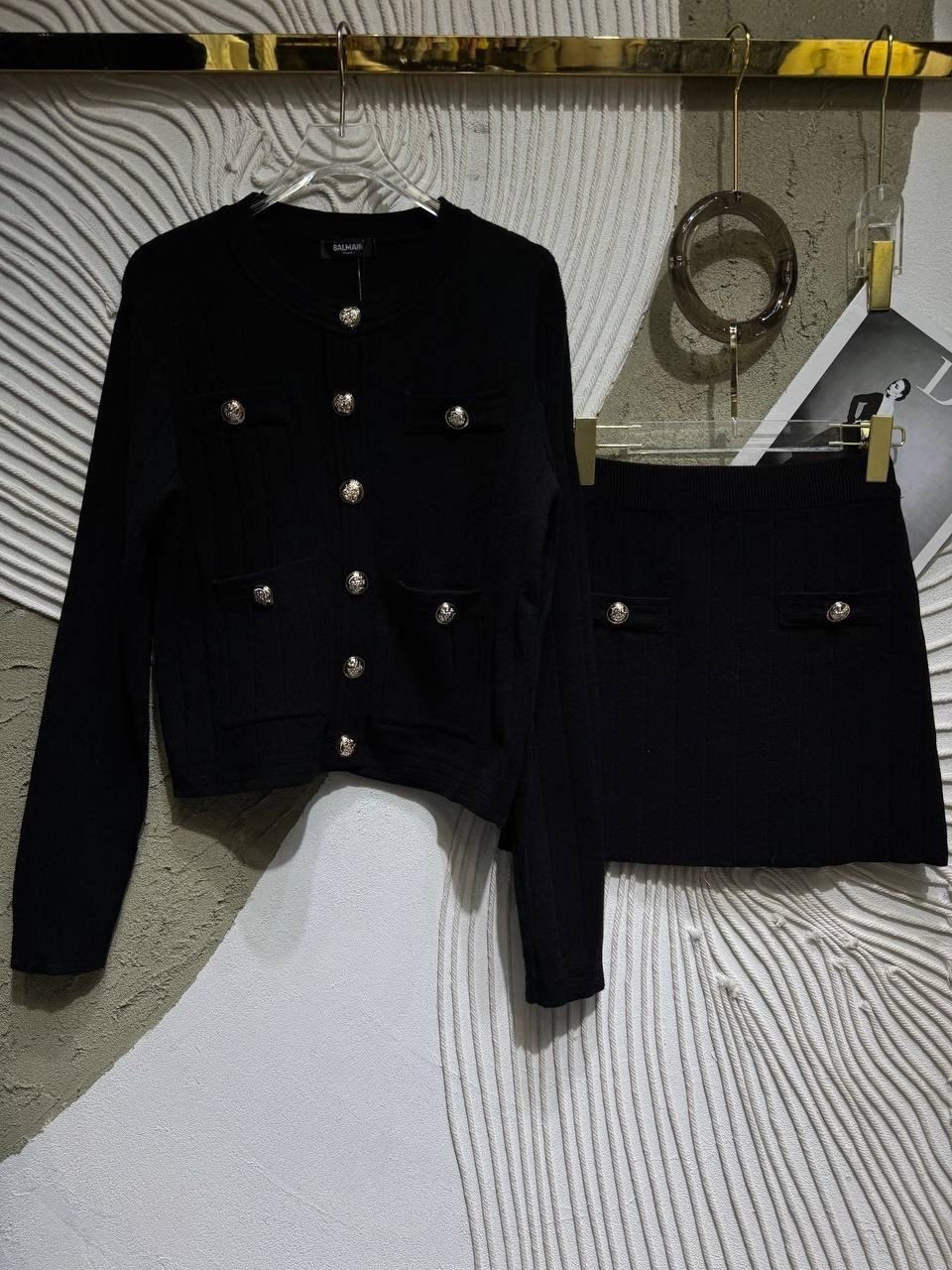 женское платье-пиджак balmain чёрного цвета,платье пиджак balmain,костюм с юбкой,костюм с юбкой женский,одежда женская