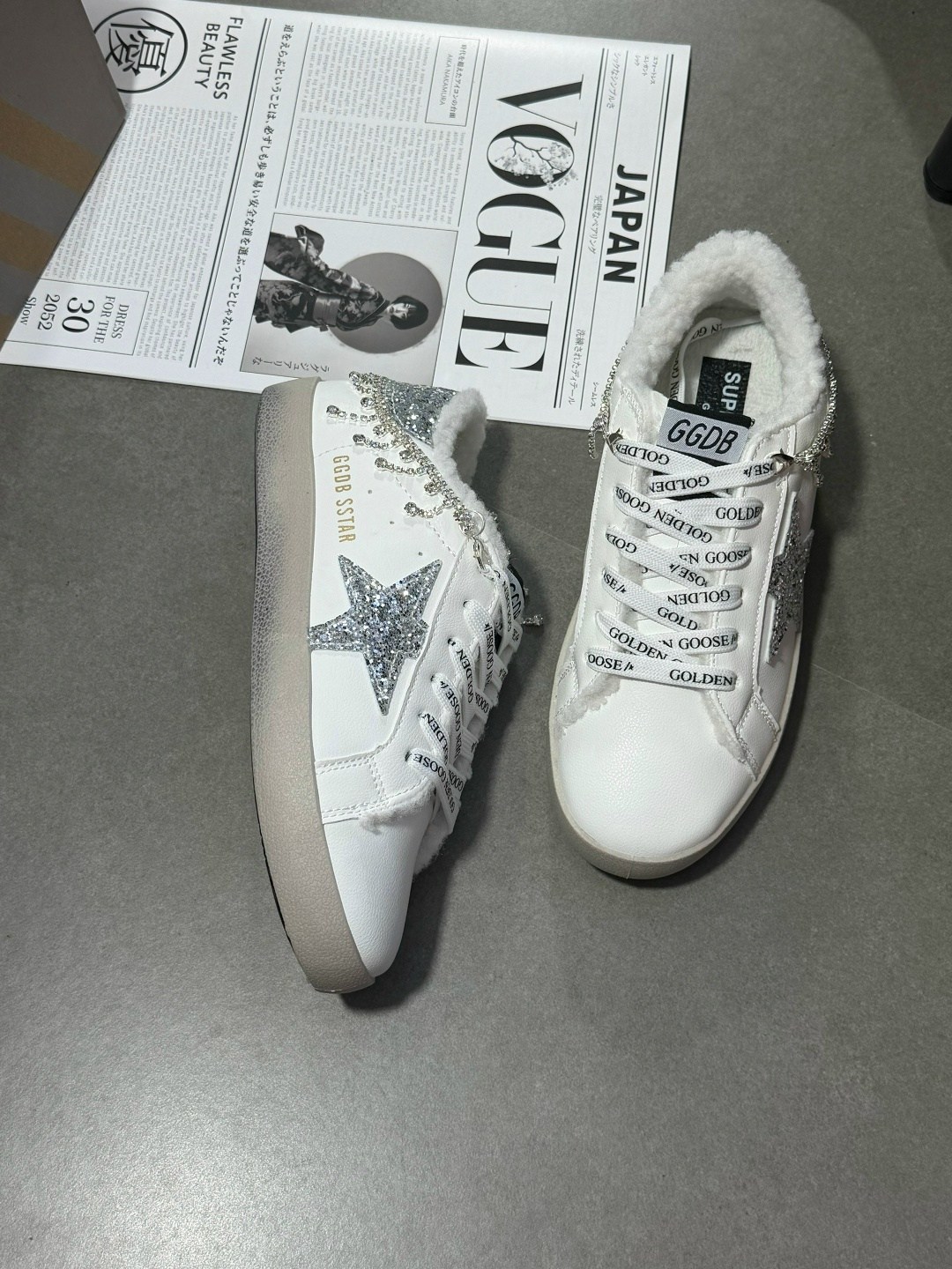 golden goose зимние кеды женские,кеды женские golden goose a116527 зимние с мехом серебристые,кеды зимние женские,кеды golden goose hi star sneakers зимние на меху,golden goose кроссовки