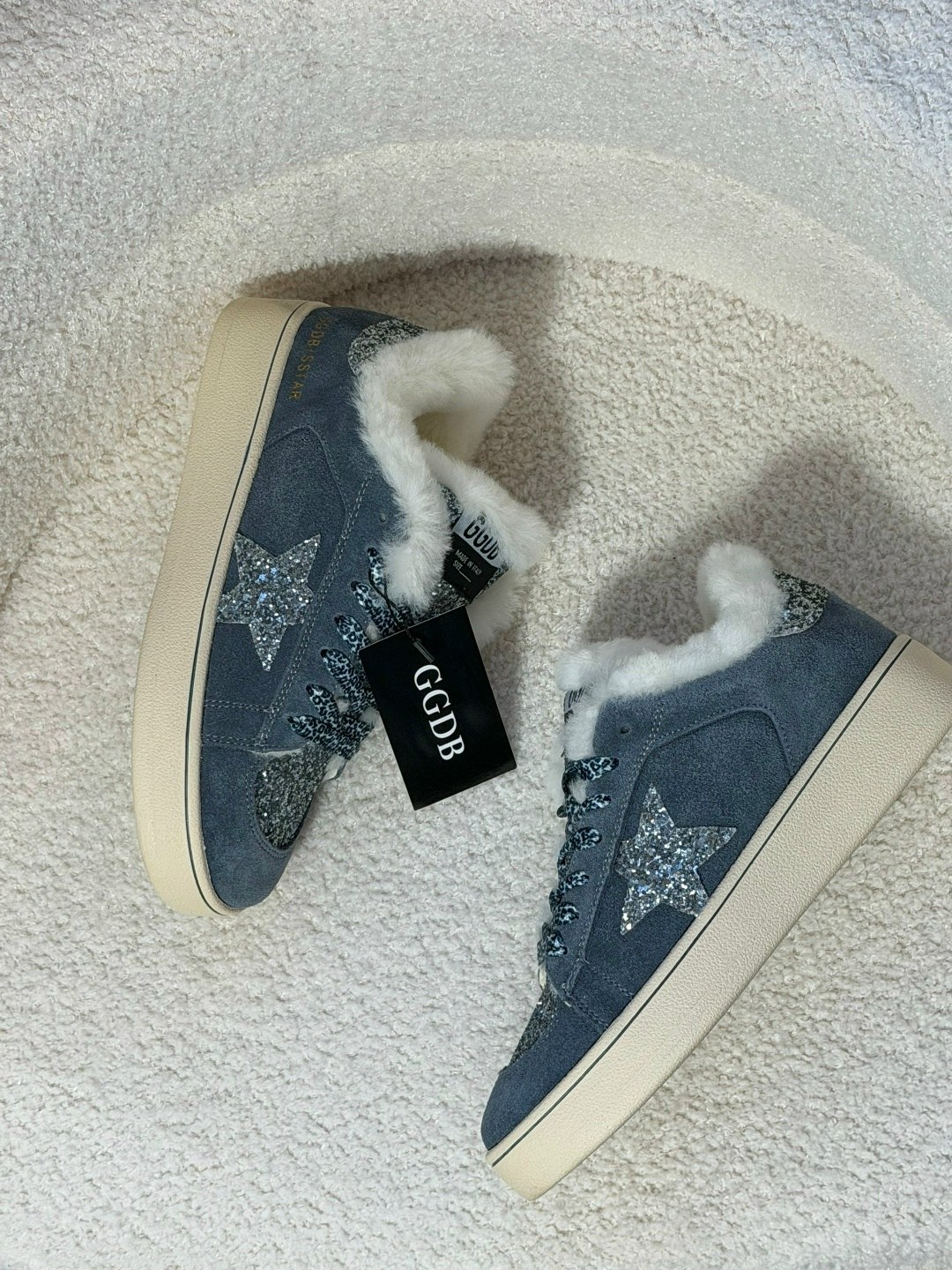 кеды зимние с натуральным мехом golden goose premium shoes,,кеды женские golden goose a116527 зимние с мехом серебристые,кеды с мехом,кроссовки golden goose