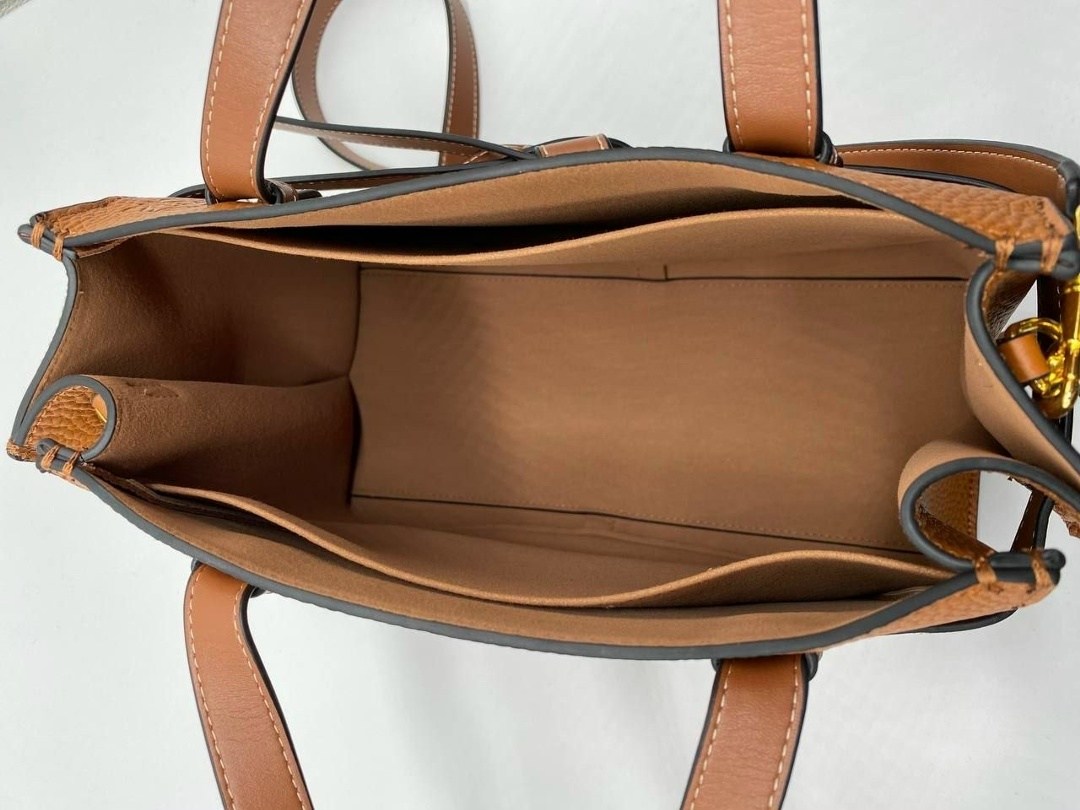 loewe сумка,сумка,сумки женская,классическая сумка,сумки модные