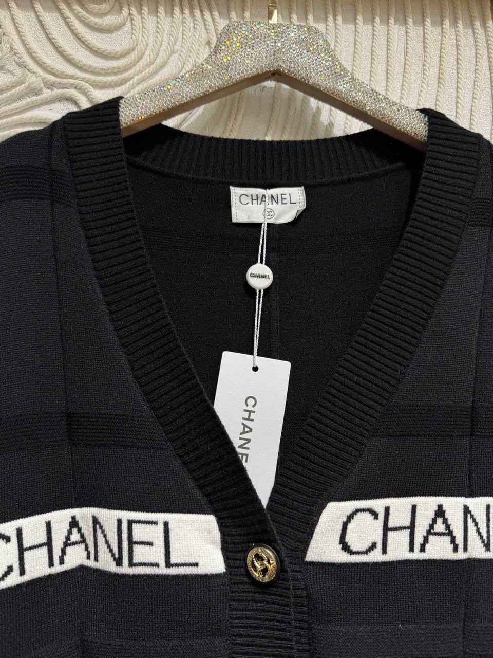 кардиган chanel,элегантный стиль,элегантные наряды,кардиган стильный,кардиган