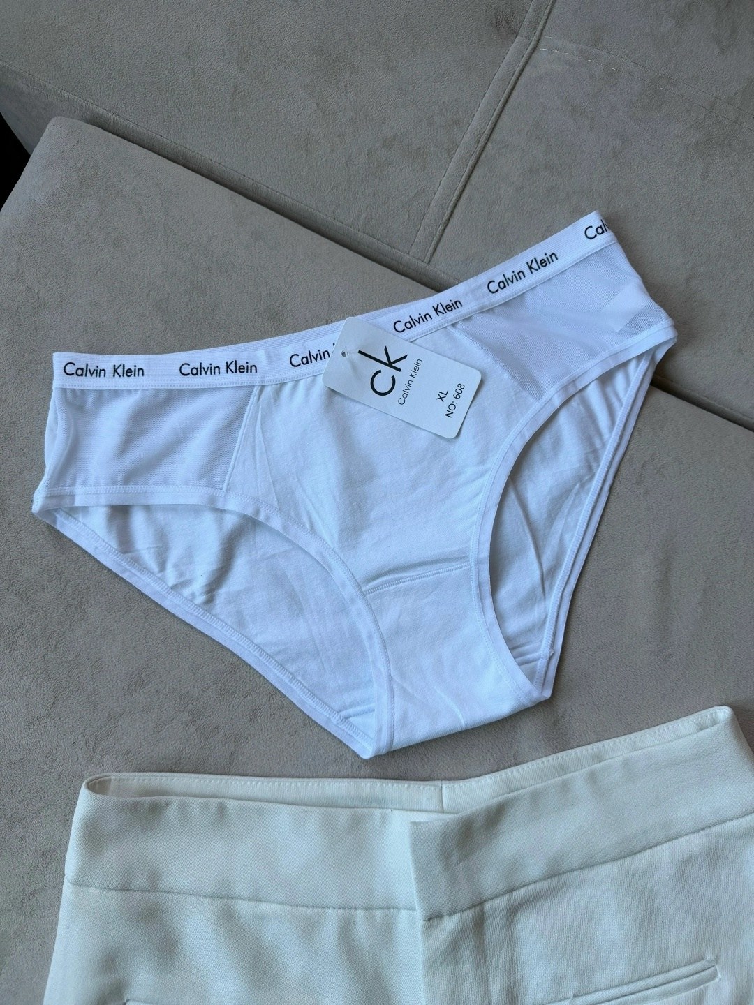 женские трусы calvin klein,нижнее белье calvin klein,calvin klein underwear,calvin klein underwear bikini icon cotton modal briefs grey heather/grey,кельвин кляйн женские трусы