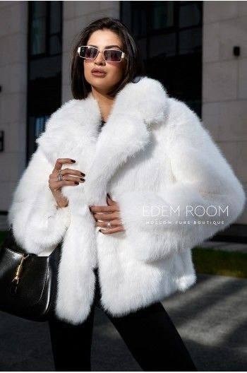 короткая белая шуба из экомеха,polar fox fur coat,короткая шуба из белой лисы,шуба белая,шуба белая из меха лисы