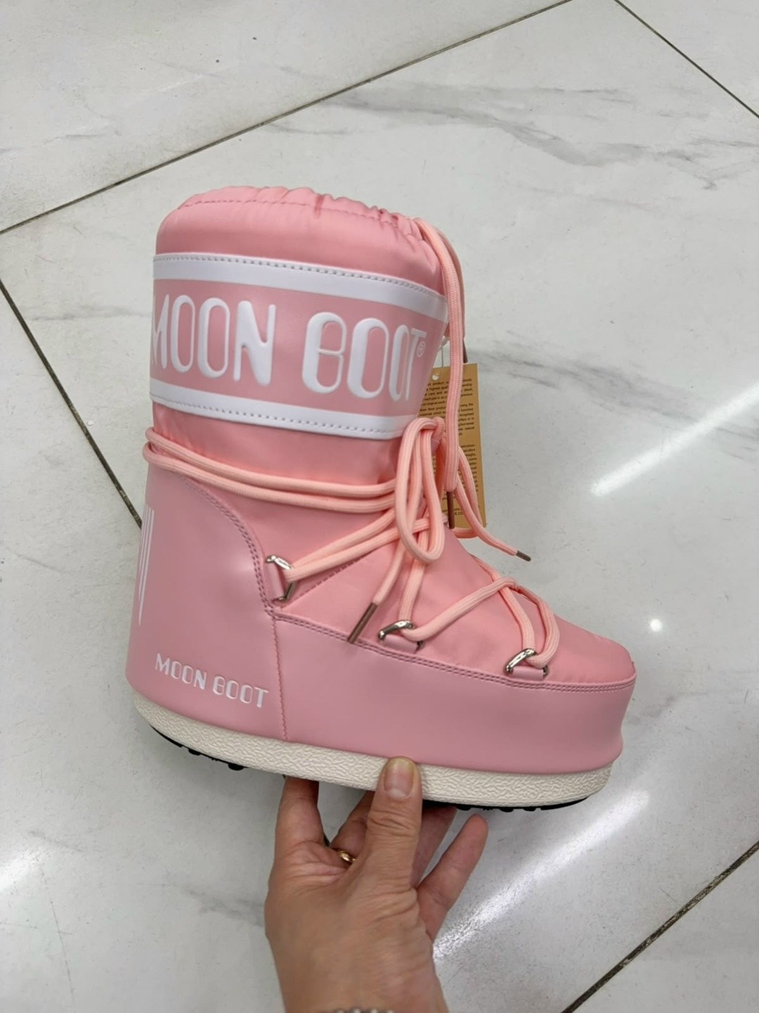 дутики moon boot,луноходы moon boot,луноходы женские,,зимние ботинки moon boot