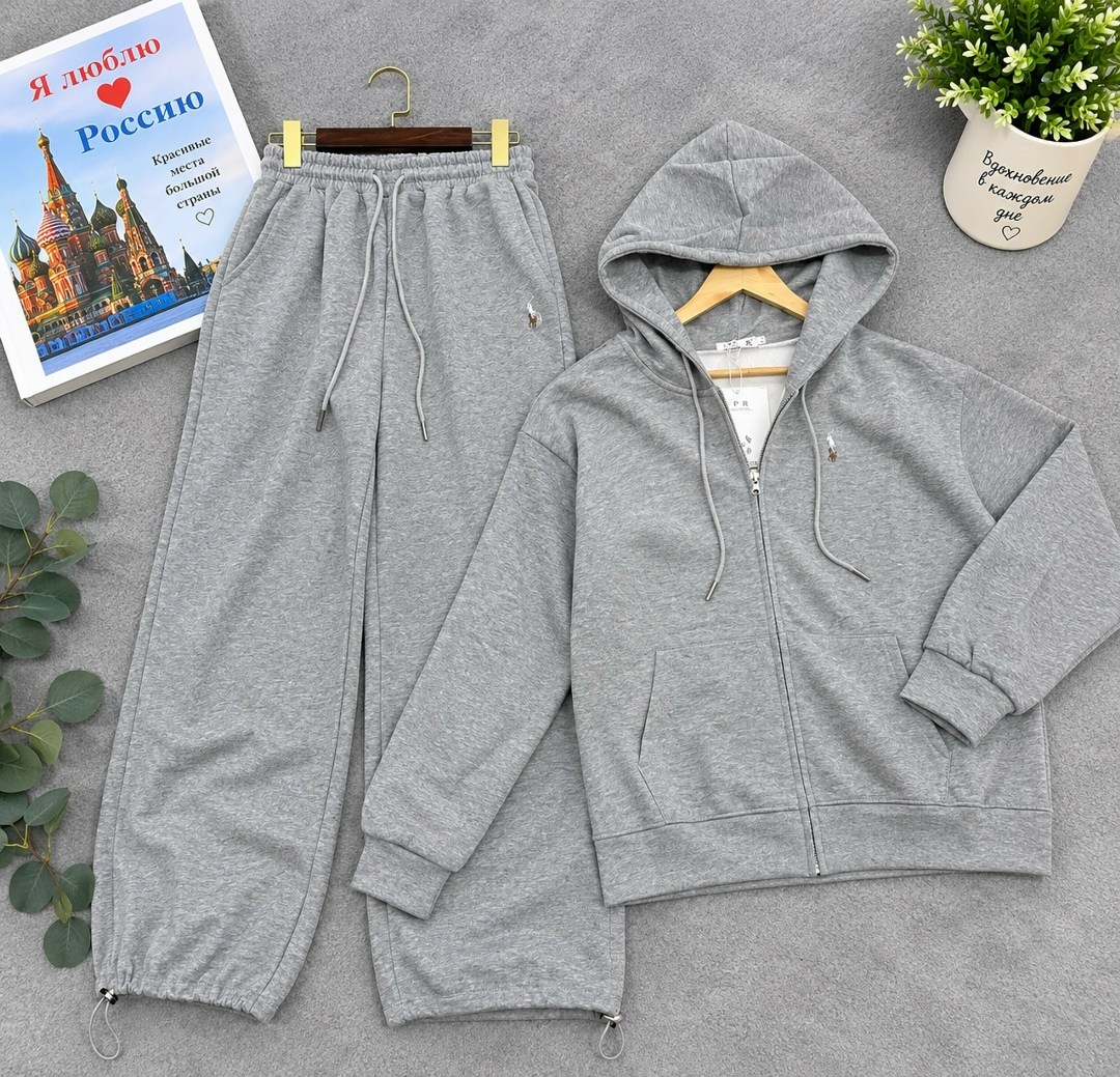 спортивный костюм brunello cucinelli,повседневный спортивный костюм,спортивные костюмы женские,костюм спортивный,спортивный костюм для женщин