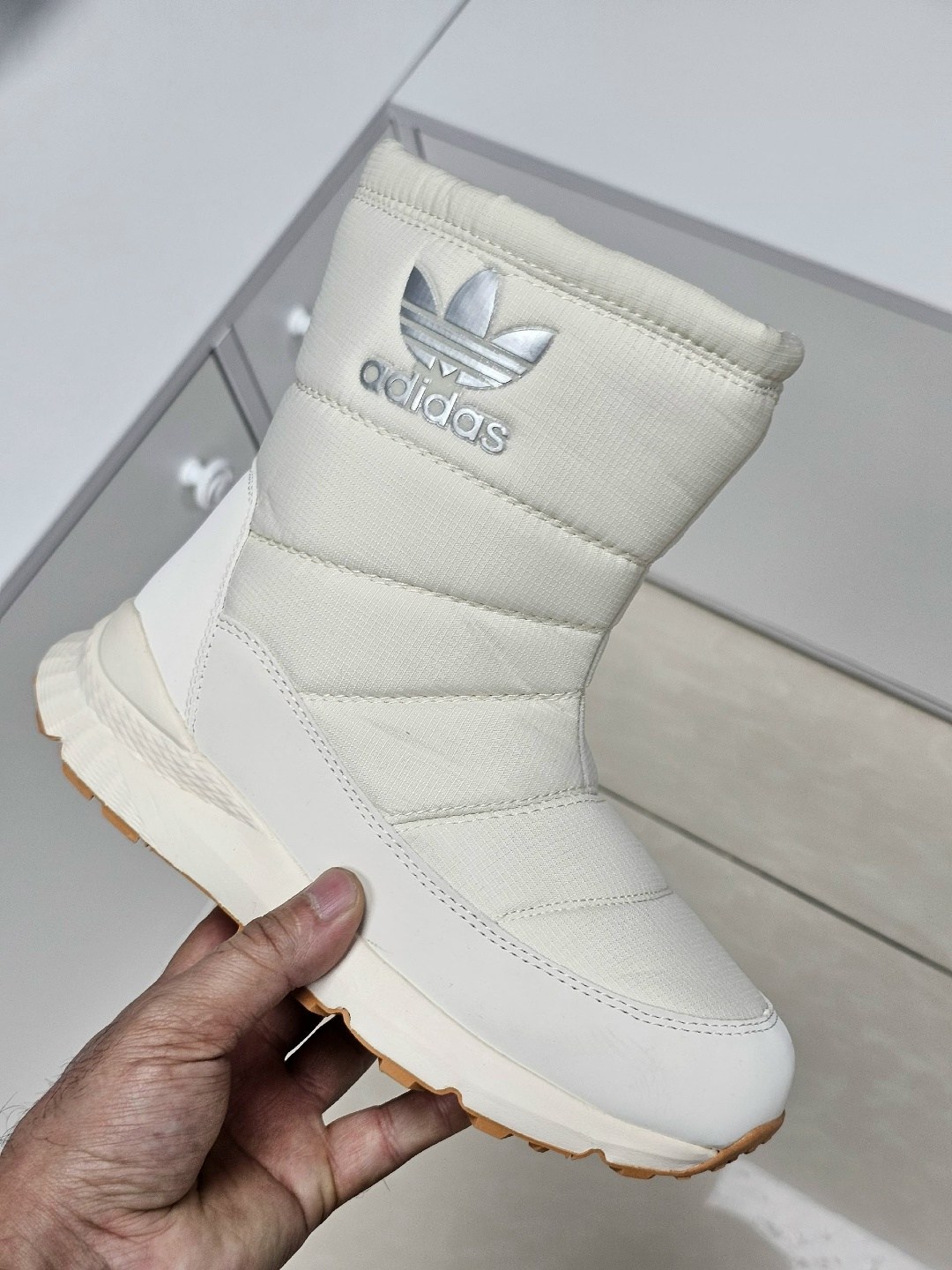 дутики высокие сапоги на меху женские adidas,дутики adidas,дутики адидас женские ,дутики зимние на меху adidas terrex,зимние сапоги адидас