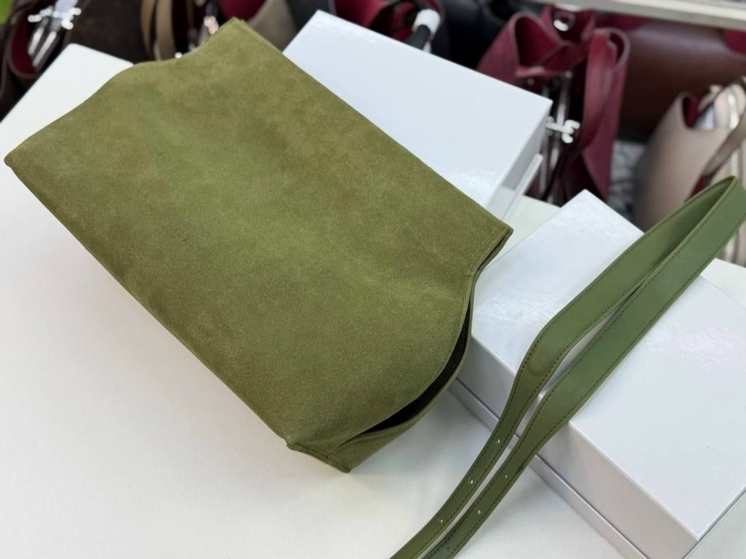 fendi peekaboo сумка замшевая,женская зеленая замшевая сумка,сумка из натуральной замши,замшевая сумка,сумка