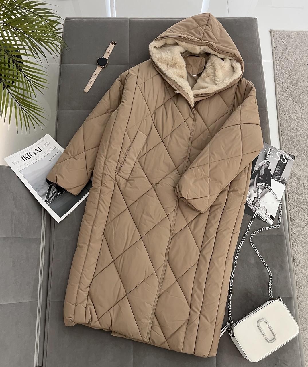 пальто стеганое oversize zara,стеганое пальто женское,стеганое пальто,пальто стеганое с капюшоном,пальто женское демисезонное стеганое