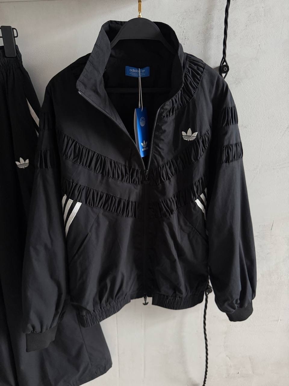 костюм спортивный женский,спортивные костюмы,костюм адидас,брюки adidas оверсайз y2k,спортивные костюмы адидас