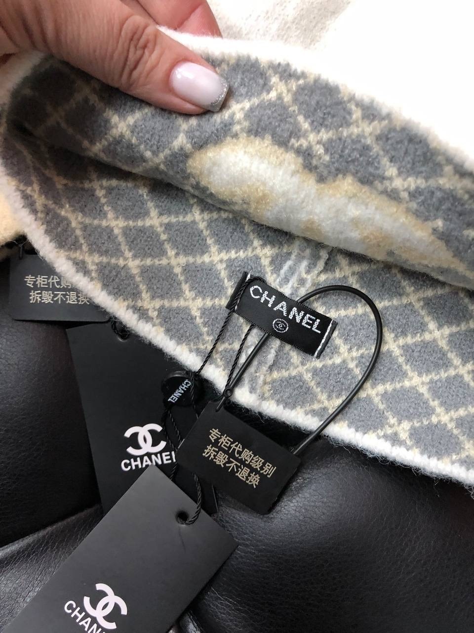 шапка chanel,шапка chanel женская демисезонная ch13,вязаная шапка chanel,вязаная шапка в стиле chanel,зимний комплект из шапки и шарфа chanel