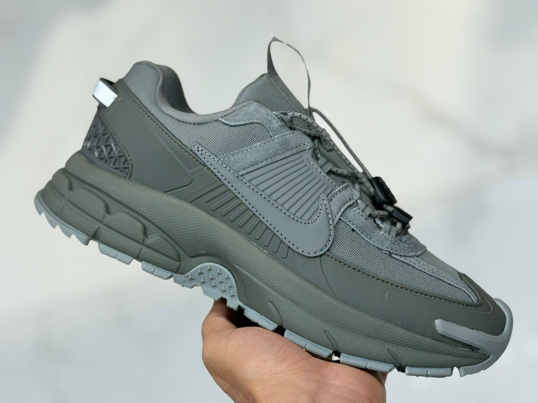 кроссовки nike zoom vomero 5,nike zoom vomero roam,кроссовки nike zoom,nike zoom vomero 5 roam,кроссовки