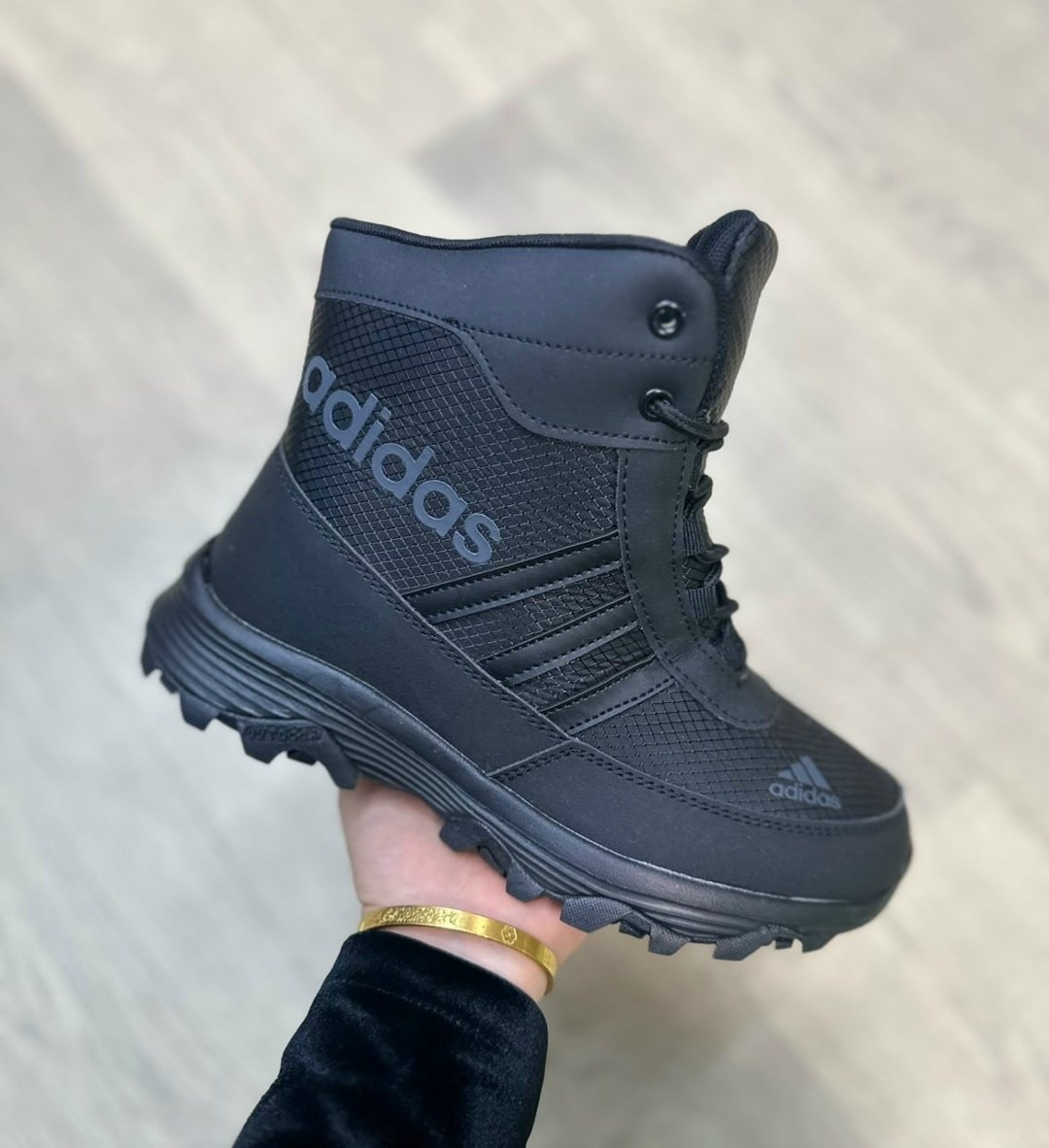 ,зимние ботинки adidas climaproof высокие,кроссовки зимние adidas,ботинки adidas,зимняя
