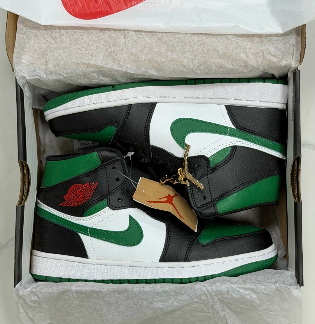 air jordan 1 mid pine green,nike air jordan 1 mid pine green,кроссовки nike air jordan 1 retro high og pine,кроссовки nike air jordan 1 retro high og,nike air jordan 1 mid