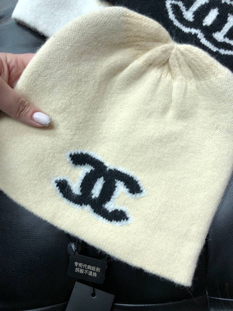 шапка chanel,шапка chanel женская демисезонная ch13,вязаная шапка chanel,вязаная шапка в стиле chanel,зимний комплект из шапки и шарфа chanel