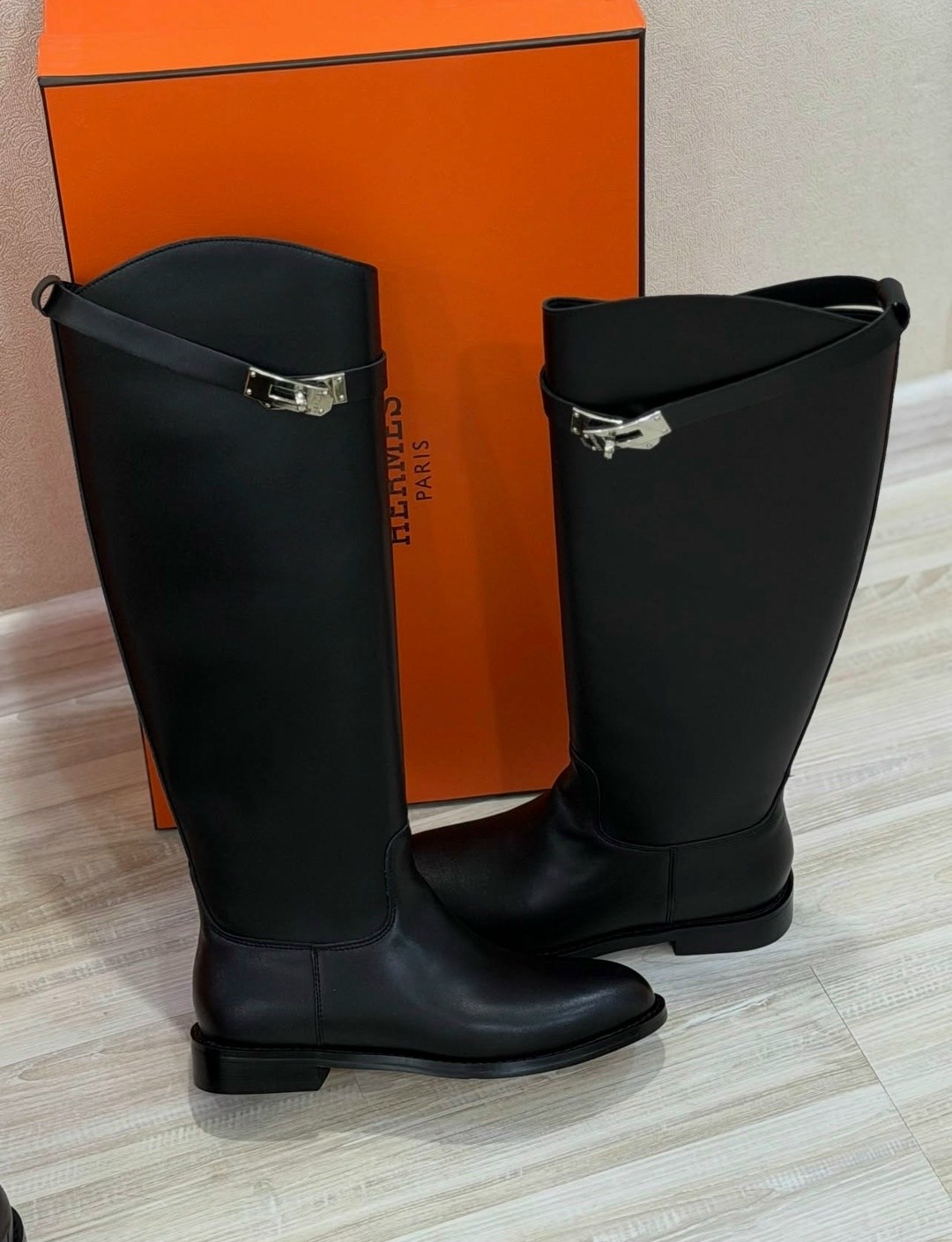 сапоги hermes,высокие сапоги эрмес,женские сапоги hermes,сапоги гермес,сапоги hermes жокейские