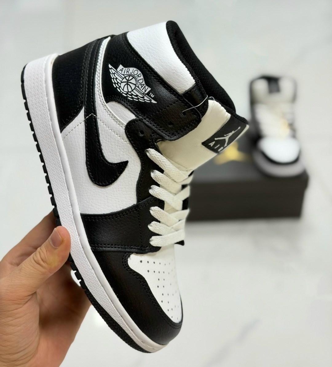 кроссовки nike air jordan 1 retro,кроссовки nike air jordan 1,кроссовки nike air jordan 1 retro high,кроссовки женские nike air jordan 1,кроссовки мужские nike air jordan 1