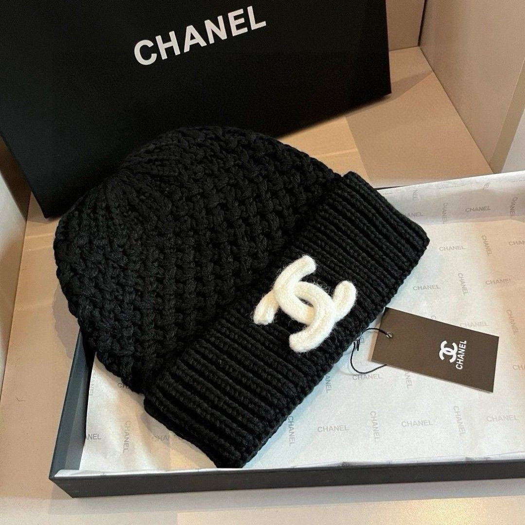 шапка chanel,вязаная шапка chanel,вязаные эластичные шапки bini chanel,шапка-бини вязаная однотонная chanel,шапка вязаная теплая,черный chanel