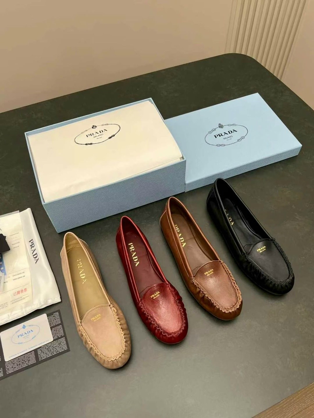 ,женские лоферы,прада лоферы,женская ,лоферы prada
