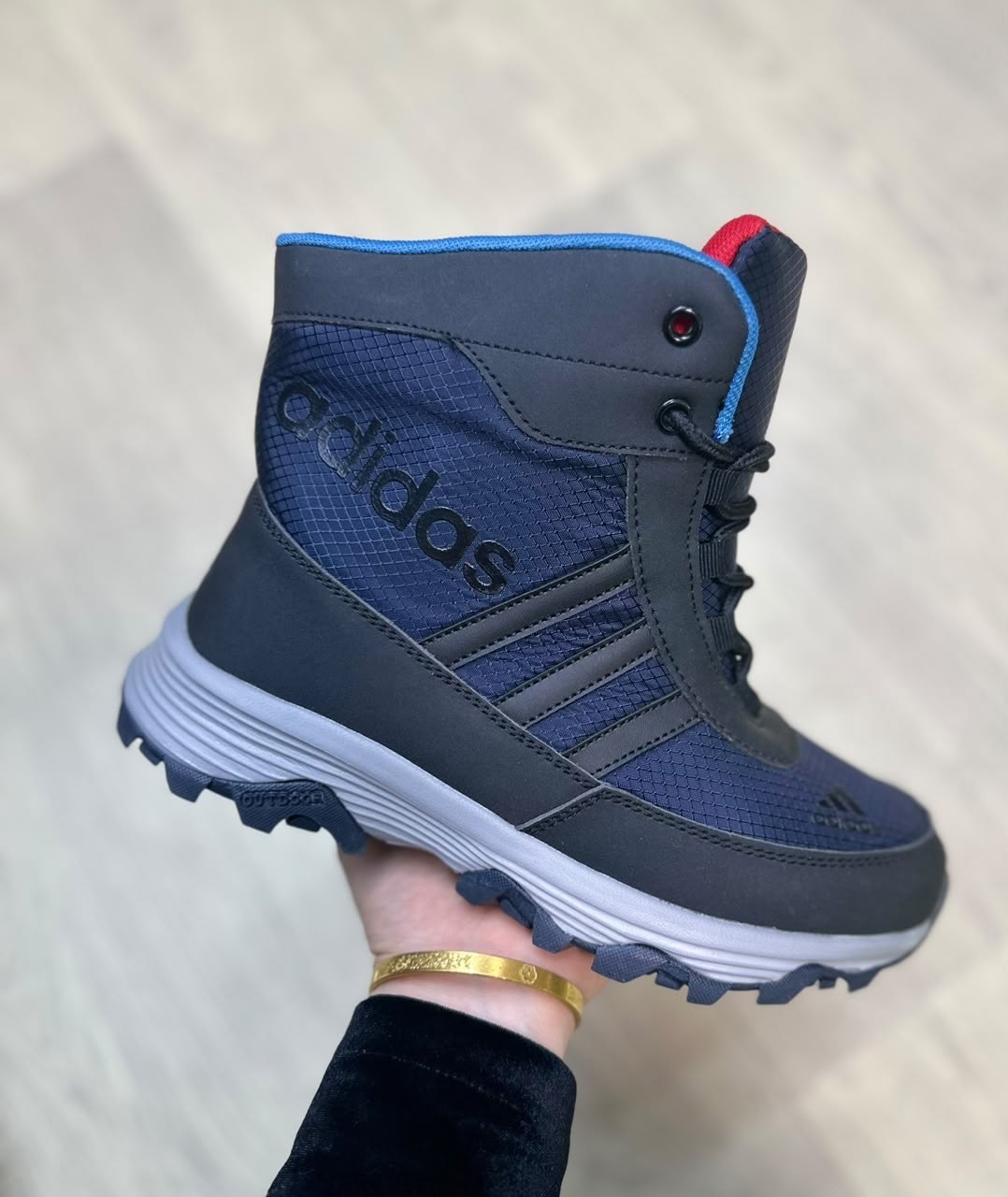 ,зимние ботинки adidas climaproof высокие,кроссовки зимние adidas,ботинки adidas,зимняя