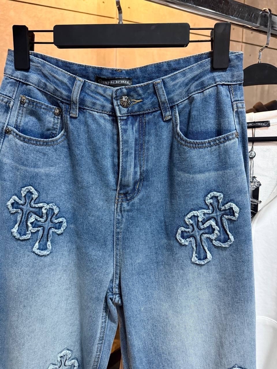 chrome hearts джинсы,джинсы с крестами бренд,джинсы с крестами,женские джинсы,джинсы модные