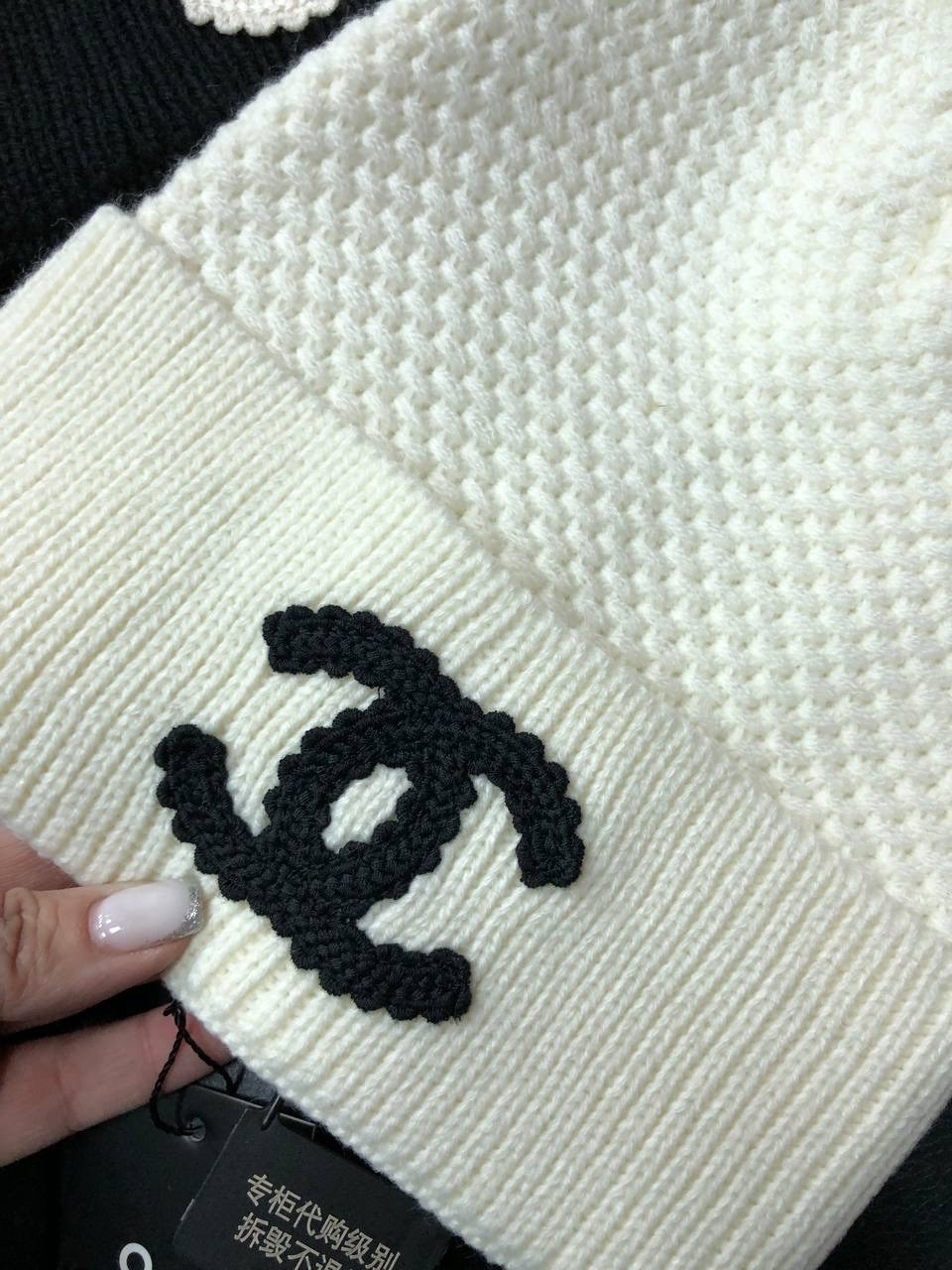 шапка chanel,вязаная шапка chanel,шапка chanel женская демисезонная ch13,шапка шанель,шапка бини