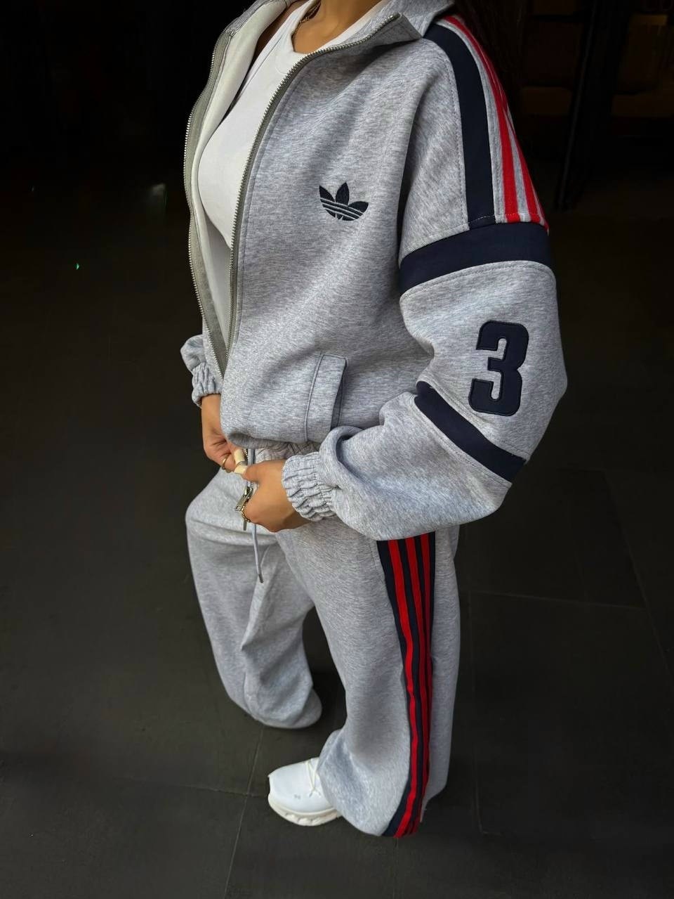 костюм адидас женский серый,костюм спортивный,спортивный костюм adidas,костюм адидас,спортивные костюмы женские