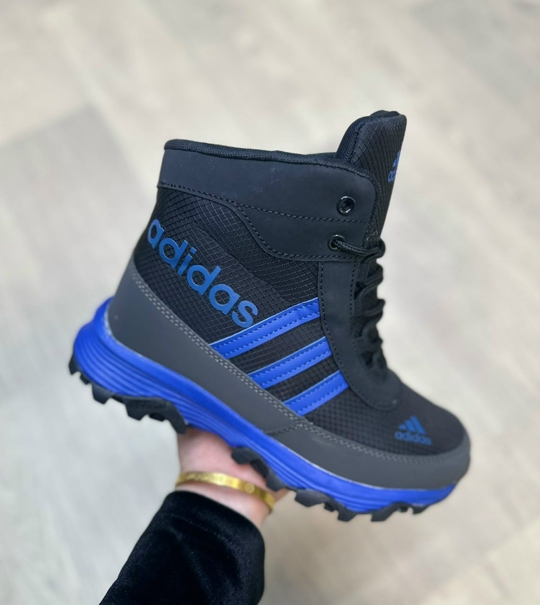 ,зимние ботинки adidas climaproof высокие,кроссовки зимние adidas,ботинки adidas,зимняя