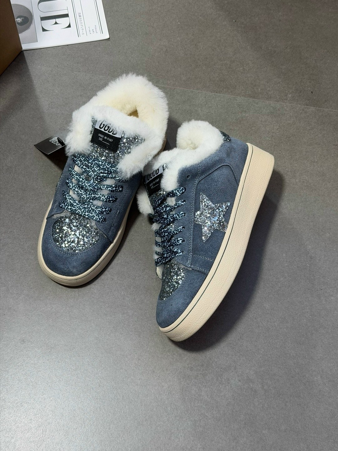 кеды зимние с натуральным мехом golden goose premium shoes,,кеды женские golden goose a116527 зимние с мехом серебристые,кеды с мехом,кроссовки golden goose