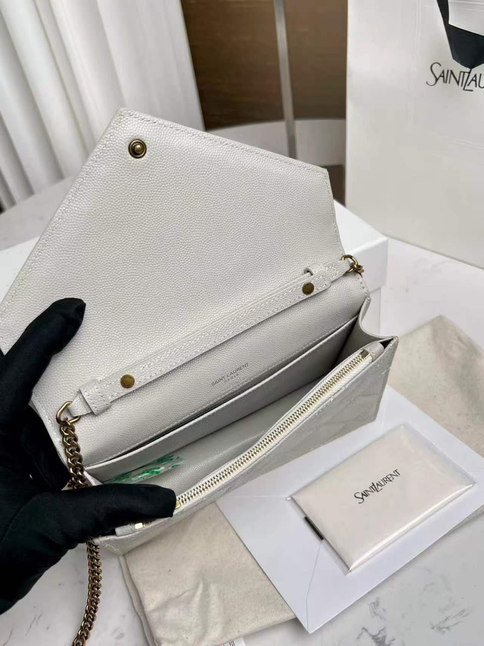сумка yves saint laurent,сумка ив сен лоран белая,сумка с цепочкой,сумка модная,ysl сумка