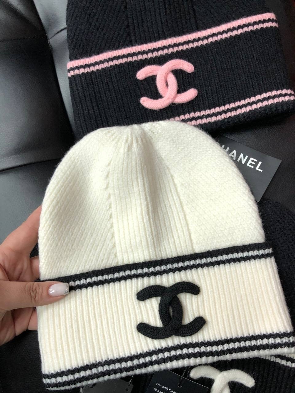 шапка chanel,шапка шанель,вязаная шапка chanel,шапка chanel 60105-luxe,шапка вязаная теплая,черный chanel