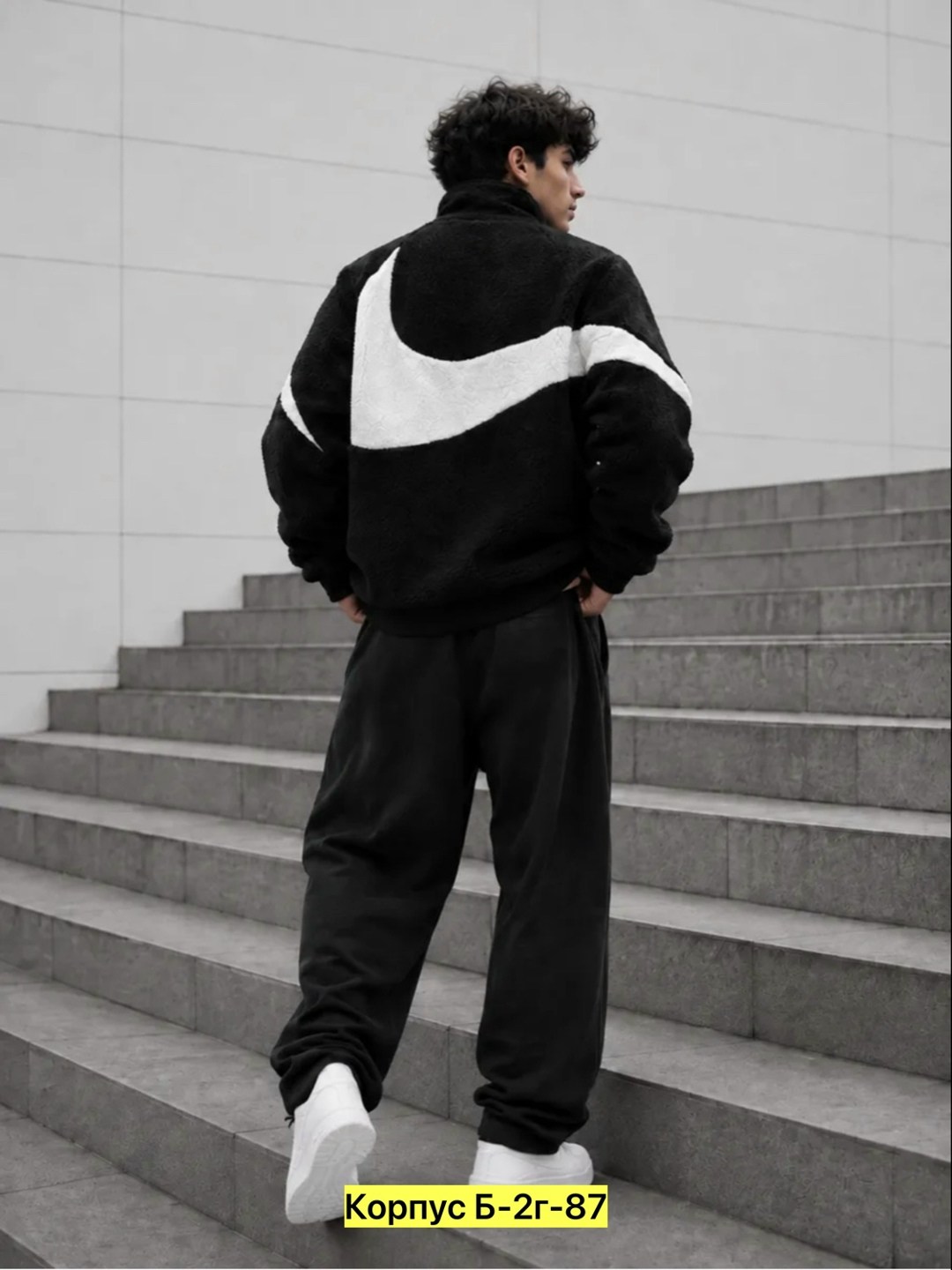 nike big swoosh reversible fleece jacket,флисовая куртка nike,куртка двухсторонняя nike,найк двухсторонняя куртка nike барашек,куртка барашка nike