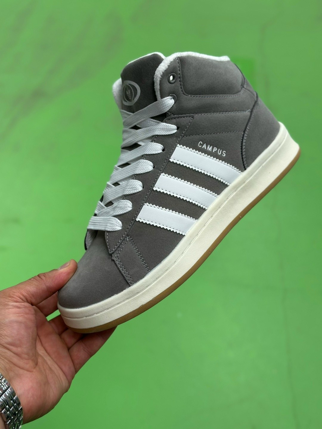 зимние кроссовки adidas campus high,зимние кроссовки adidas campus высокие с мехом,зимние кроссовки adidas campus high цвет серый,зимние кроссовки adidas campus,зимние кроссовки adidas