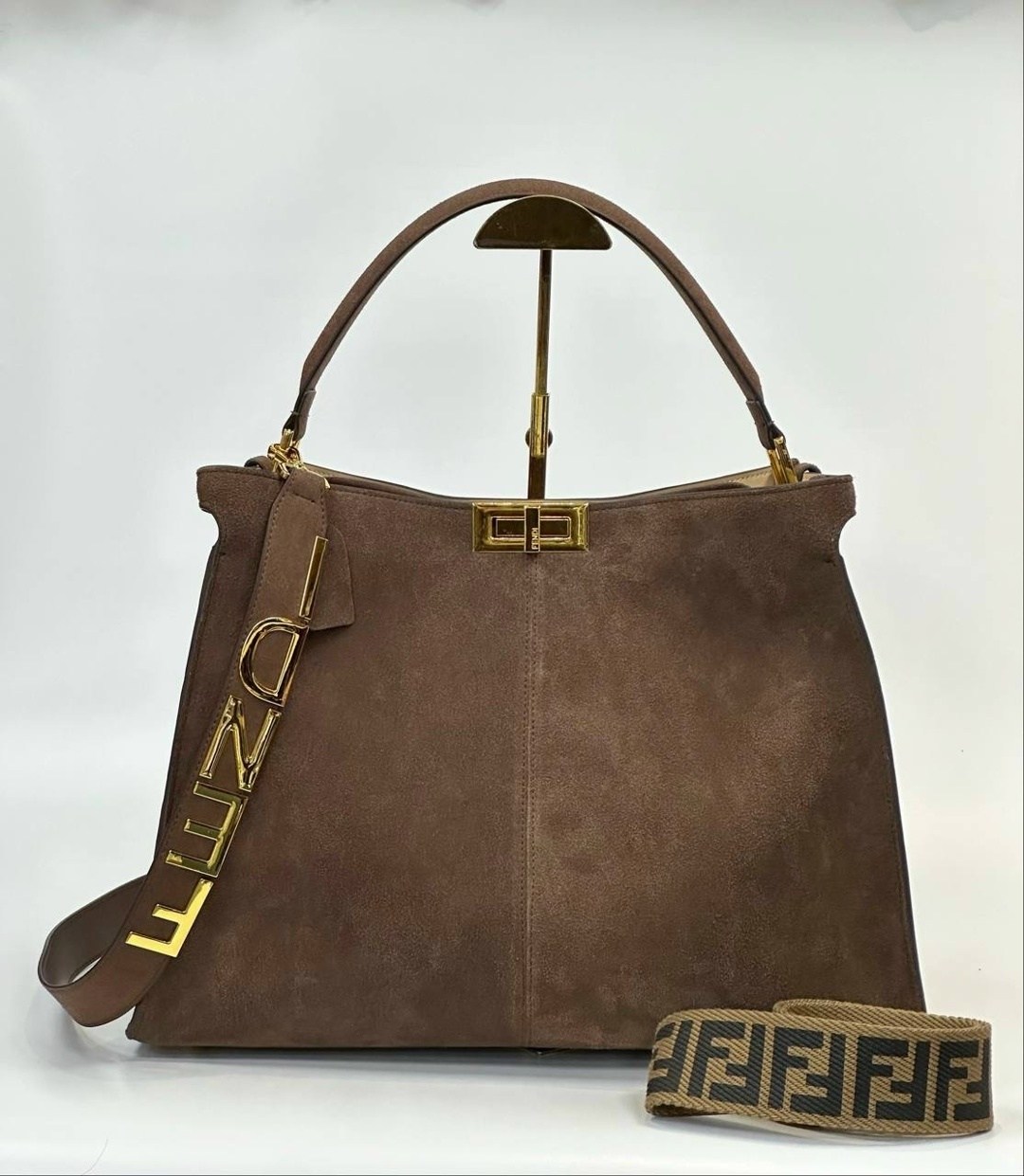 fendi сумка,сумка фенди,сумка женская fendi,сумка fendi peekaboo замшевая,замшевая сумка