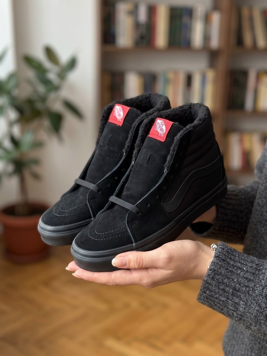 зимние кеды vans с мехом утепленные vans,вансы зимние,,зимние высокие кеды с мехом vans sk-8 triple black,кеды мужские vans winter black зимние с мехом