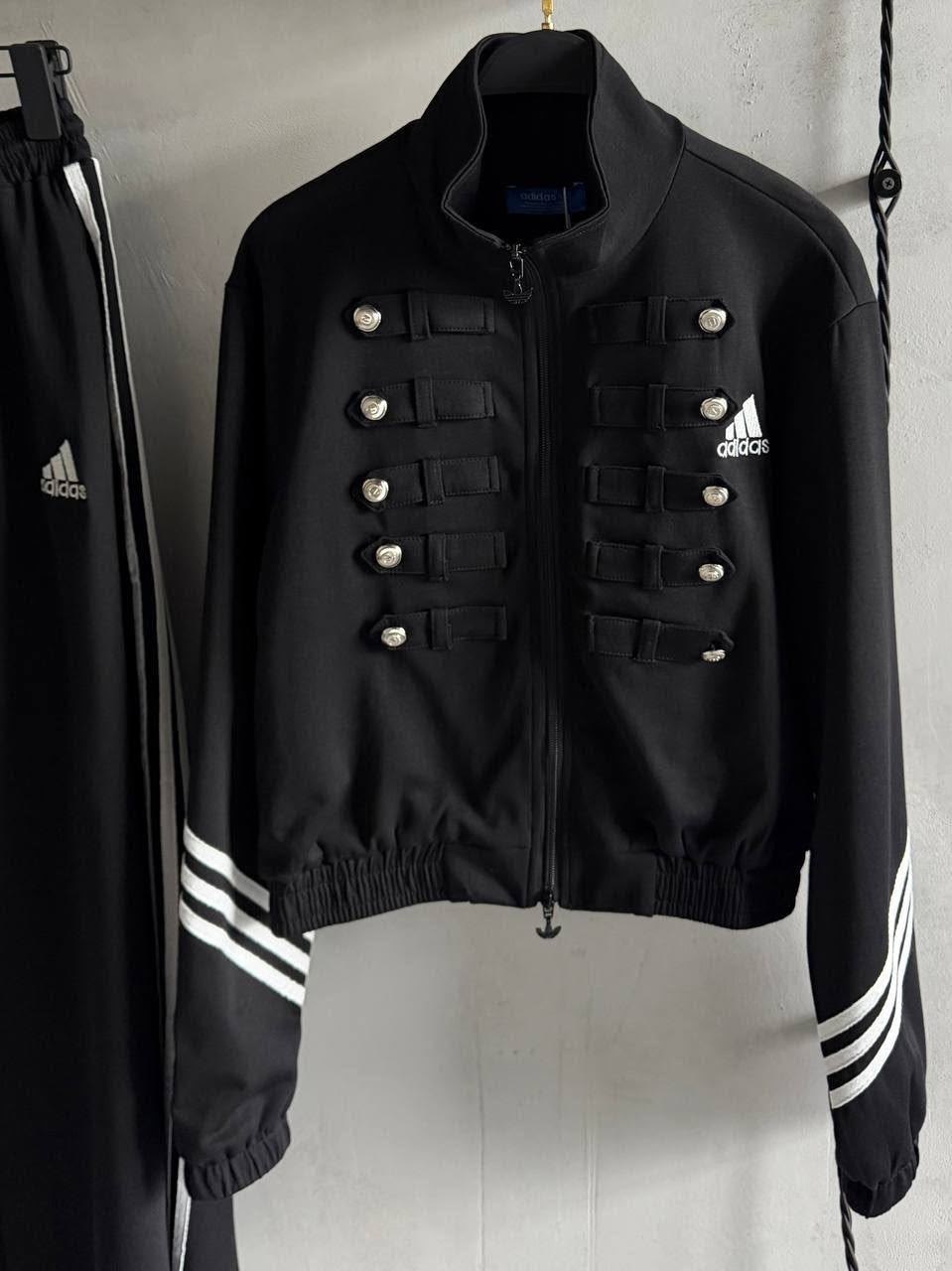 костюм спортивный женский,adidas женский спортивный костюм,спортивный костюм стильный,спортивный костюм,костюм с лампасами женский в спортивном стиле