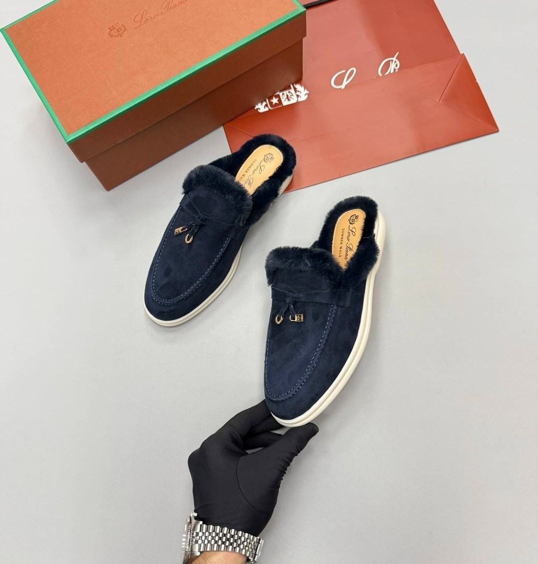 ,лоферы loro piana,лоферы женские loro piana,мюли с мехом,loro piana замшевые лоферы summer charms walk