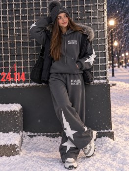 Костюм