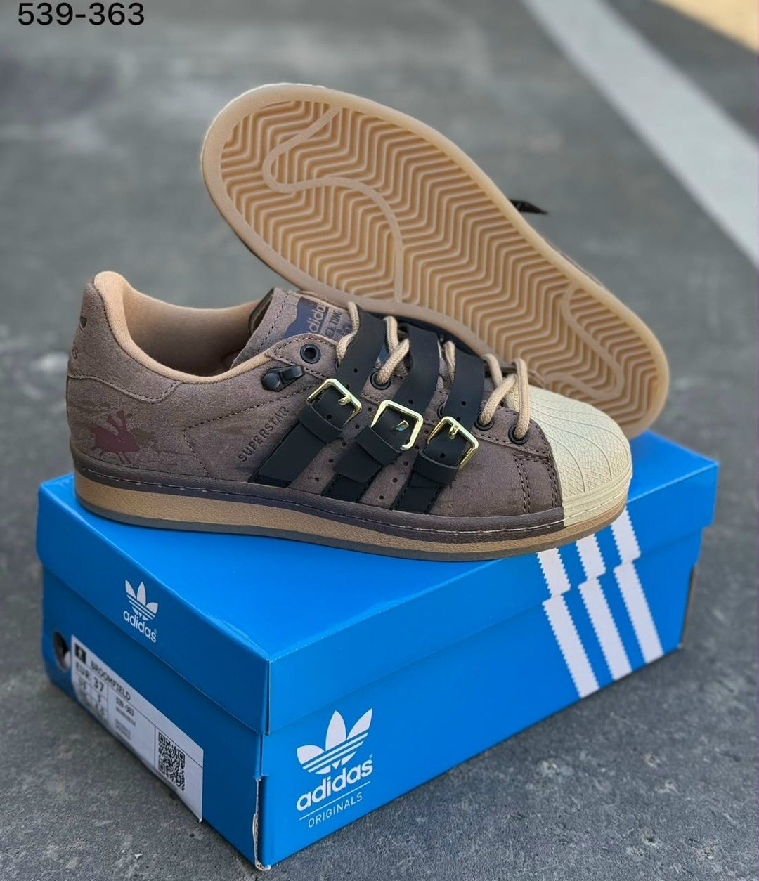 кроссовки adidas superstar,кроссовки adidas superstar rabbit hole brown,спортивная  ad originals superstar adidas,,адидас супер стар